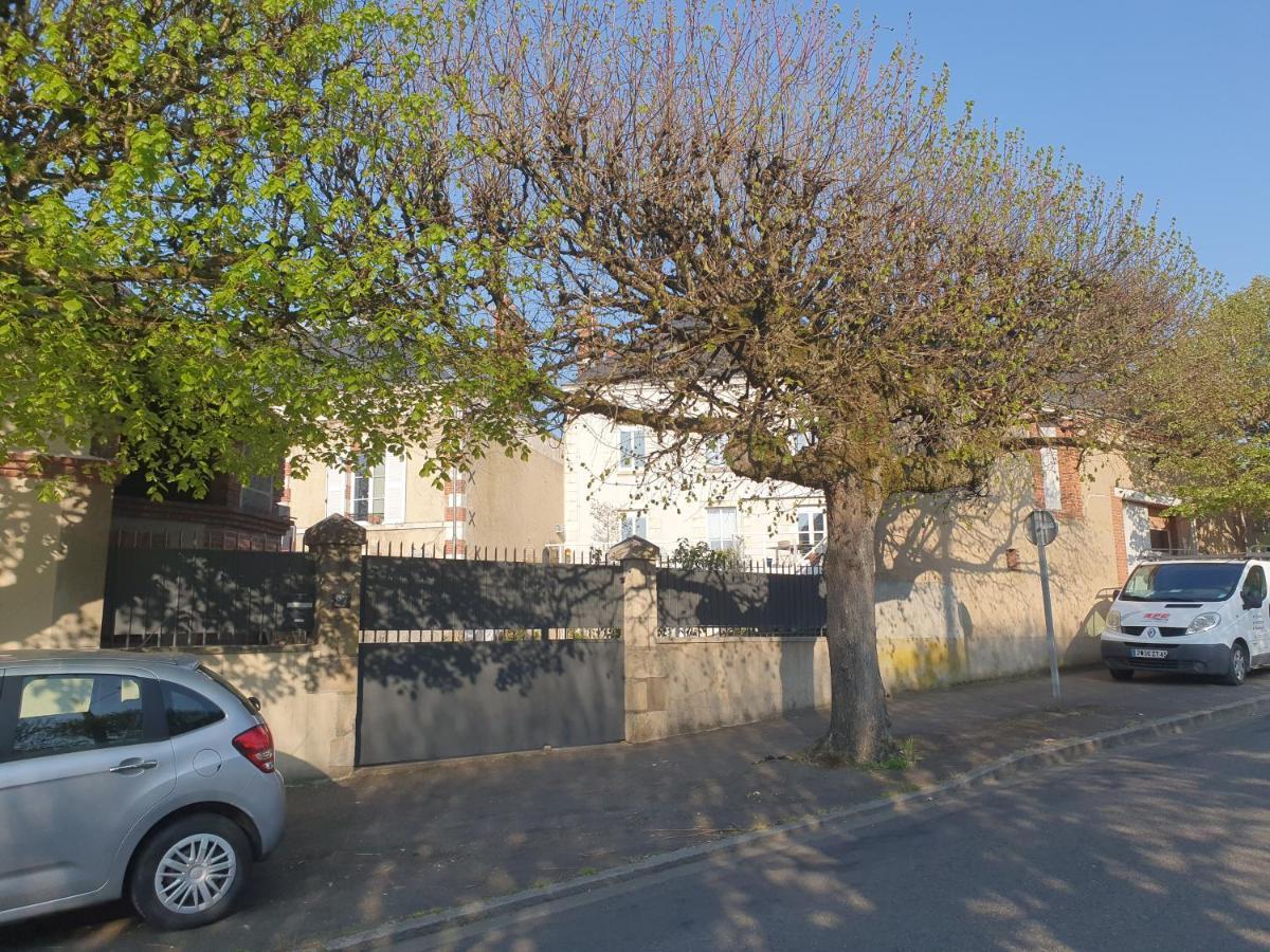 La Grange Apartment Gien Exterior foto